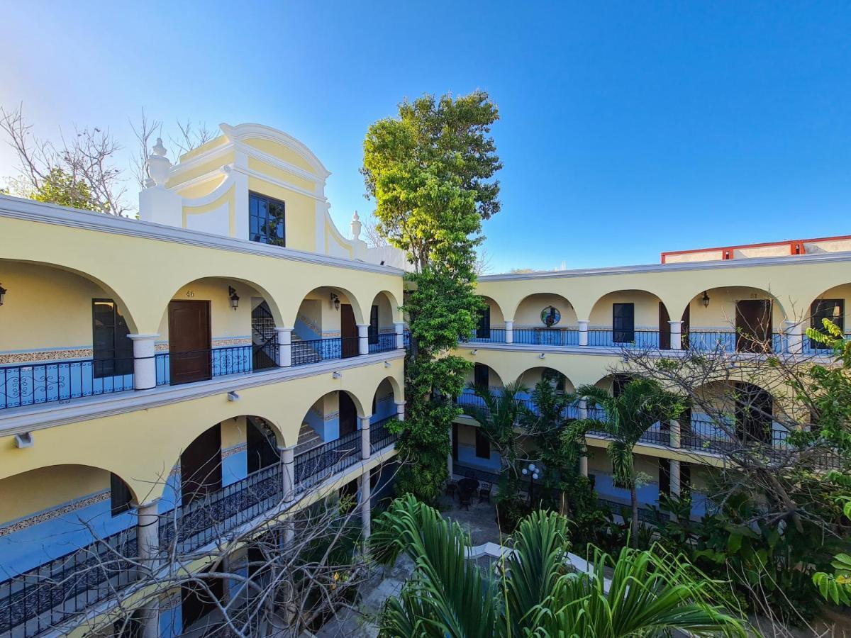 Hotel Fundadores Valladolid  Ngoại thất bức ảnh