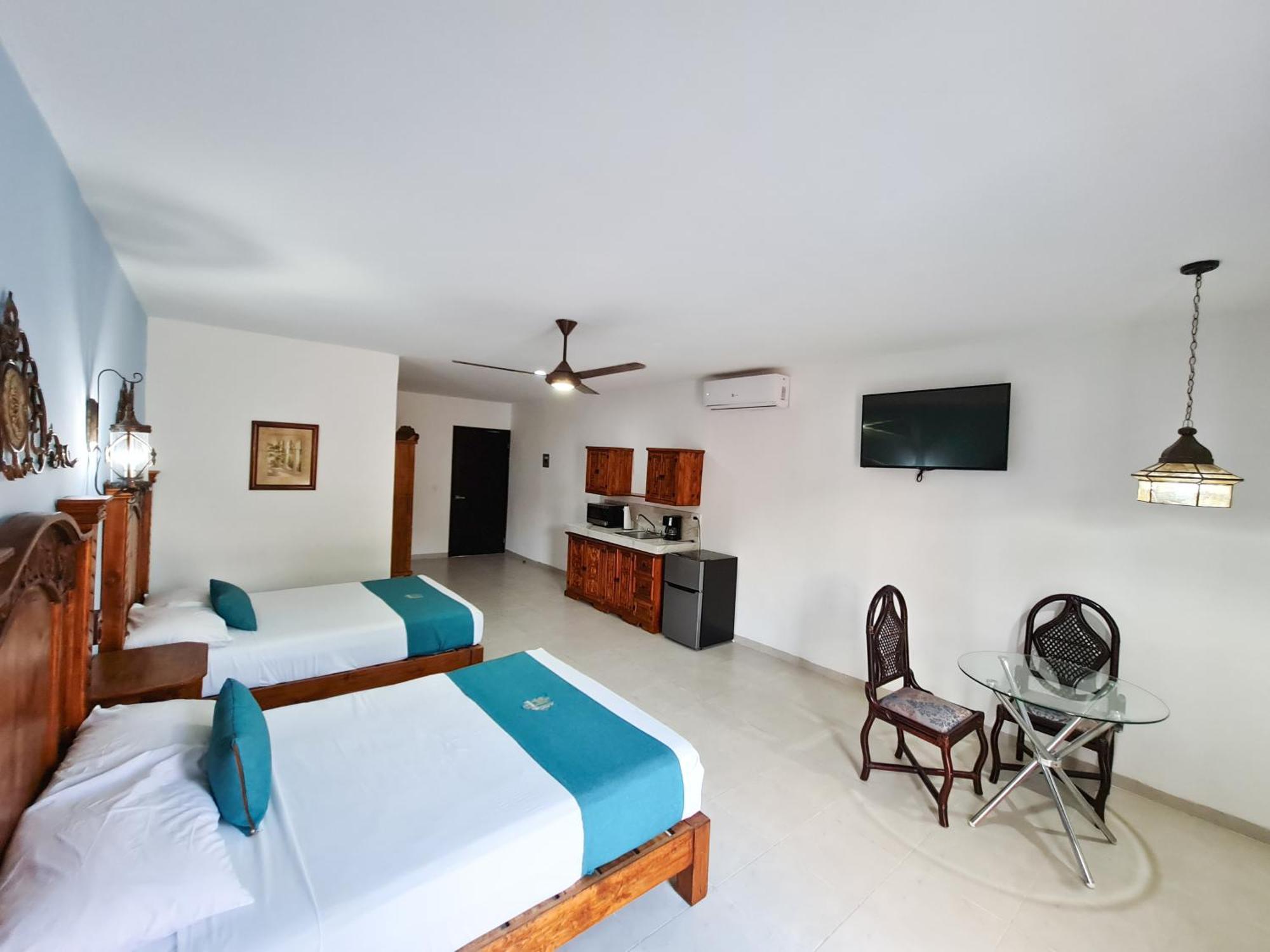 Hotel Fundadores Valladolid  Ngoại thất bức ảnh